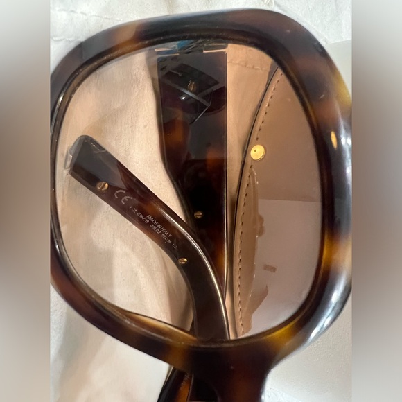 Yves st laurent oversized tortoise glasses good condition - Picture 3 of 5